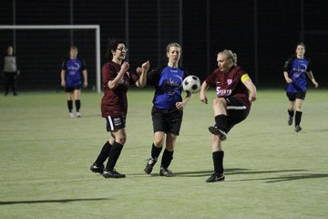 Bild 99 - Frauen am 20.4.12